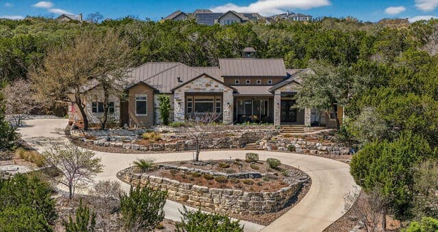 3-bedroom rental at 25011 Caliza in Boerne, TX — photo 1
