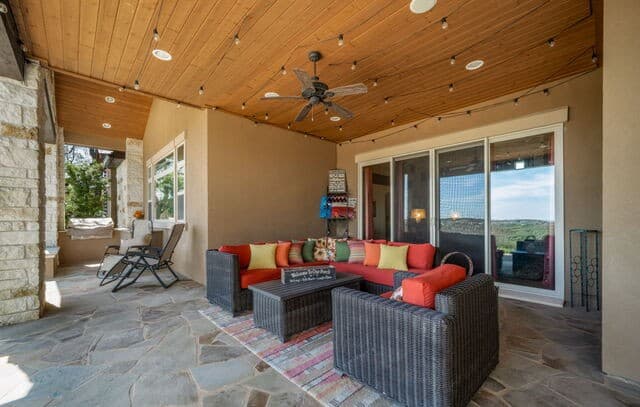 3-bedroom rental at 25011 Caliza in Boerne, TX — photo 3