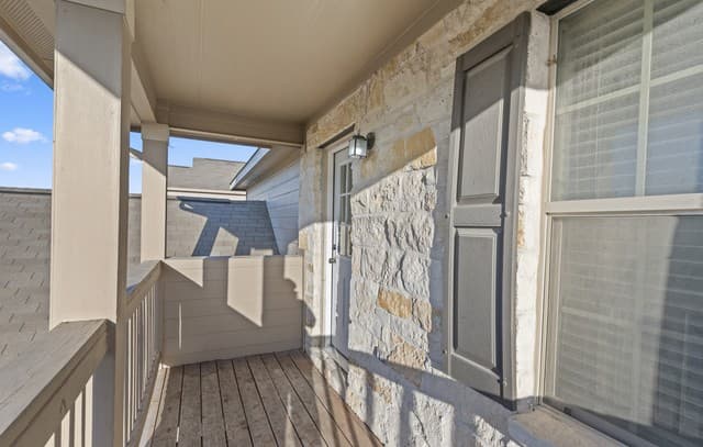 4-bedroom rental at 6534 Candlecrest in San Antonio, TX — photo 5