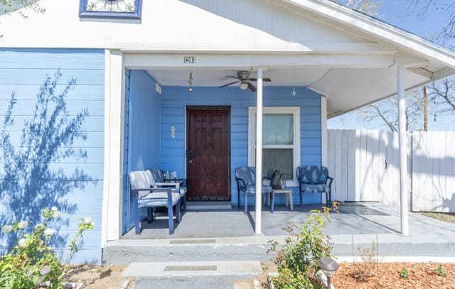 rental at 1203 Vickers in San Antonio, TX — photo 2