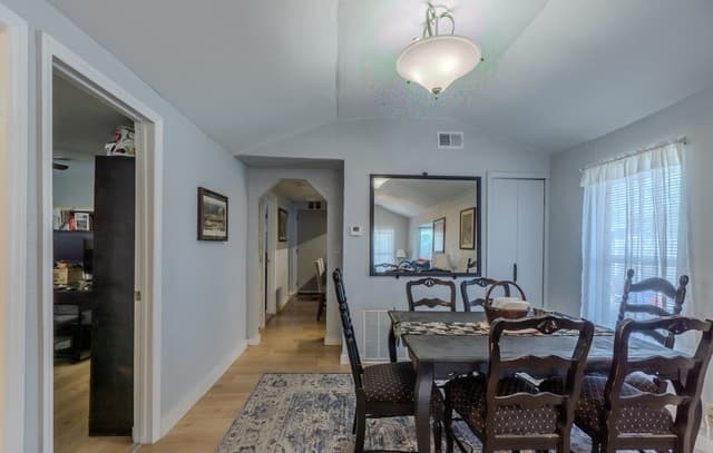 rental at 1203 Vickers in San Antonio, TX — photo 5