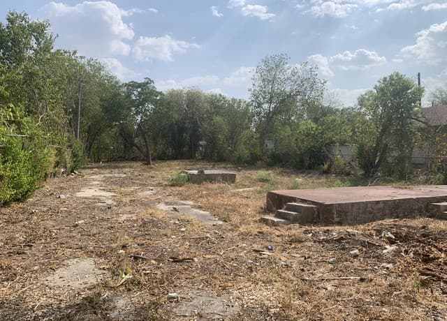 rental at 2332 Rivas St in San Antonio, TX — photo 3