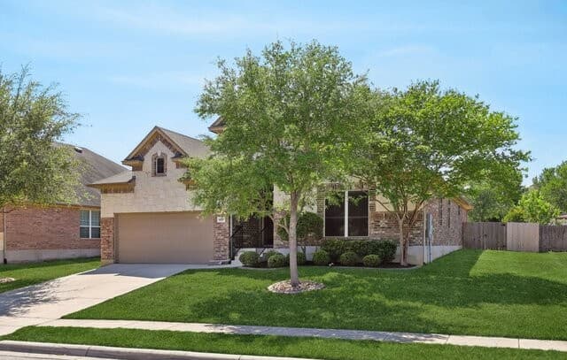 Home for sale at 609 Oakmont Way in Cibolo, TX — photo 2