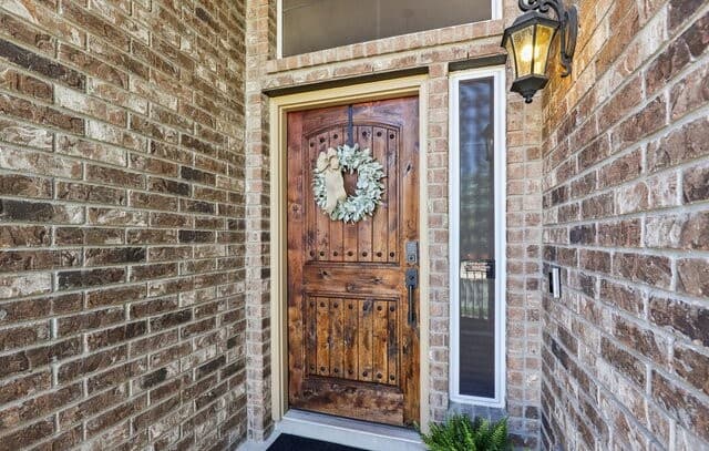 Home for sale at 609 Oakmont Way in Cibolo, TX — photo 3