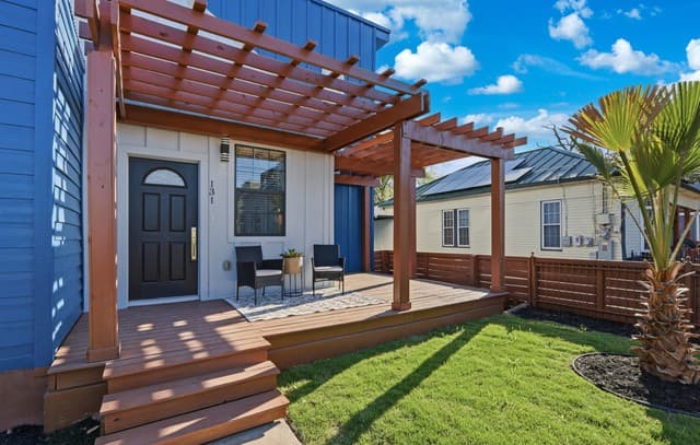 4-bedroom rental at 131 Rehmann in San Antonio, TX — photo 5