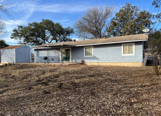 3-bedroom rental at 134 Ranch Valley in San Antonio, TX — photo 3