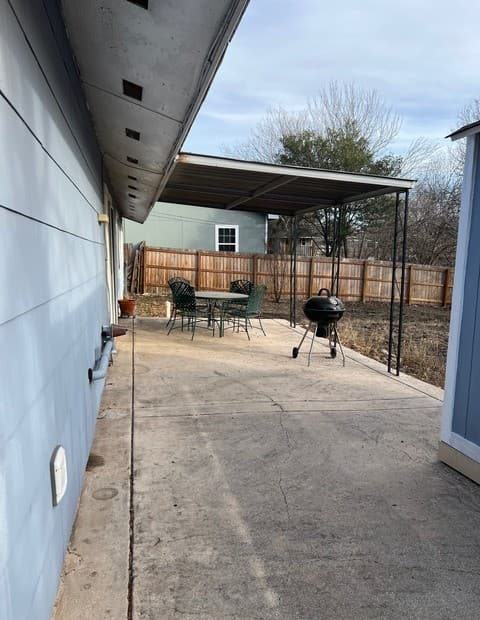3-bedroom rental at 134 Ranch Valley in San Antonio, TX — photo 5
