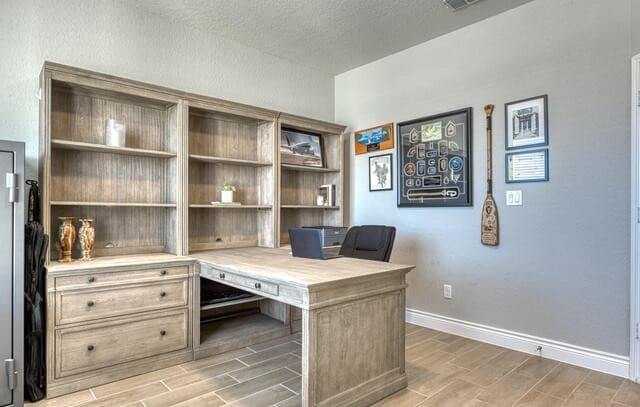 Home for sale at 7610 Desperado Way in Boerne, TX — photo 5