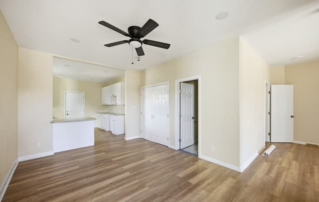 3-bedroom rental at 1515 Lamar in San Antonio, TX — photo 4