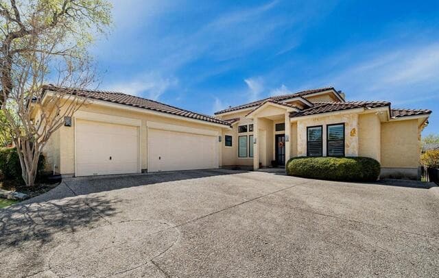 3-bedroom rental at 25007 Estancia in San Antonio, TX — photo 4