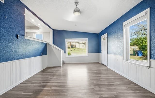 4-bedroom rental at 126 Zachry in San Antonio, TX — photo 5