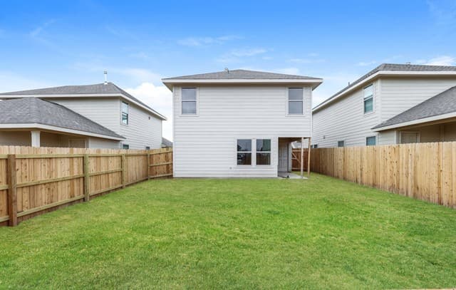 3-bedroom rental at 5114 Jade Crossing in San Antonio, TX — photo 2