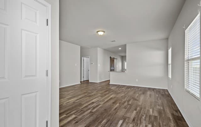 3-bedroom rental at 7415 Capstone in San Antonio, TX — photo 3