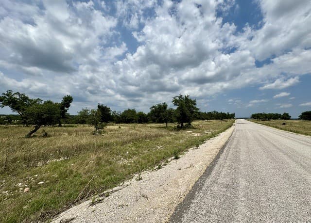 rental at LOT 25 Ridgeline Rd in Fredericksburg, TX — photo 5