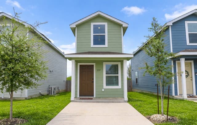 2-bedroom rental at 7137 Elm Cove in San Antonio TX
