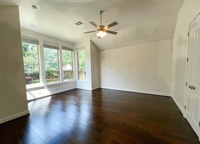 Home for sale at 28839 Porch Swing in Boerne, TX — photo 4