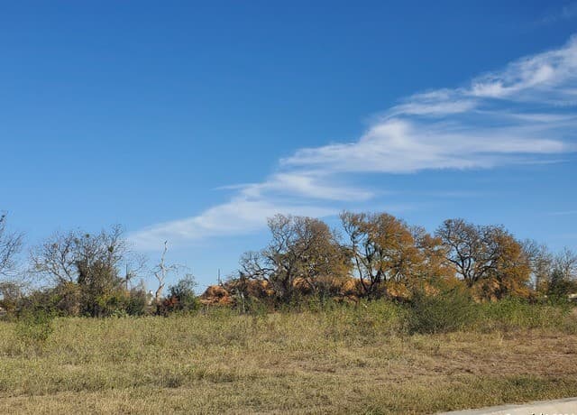 rental at 0 Woodcliffe in Selma, TX — photo 4