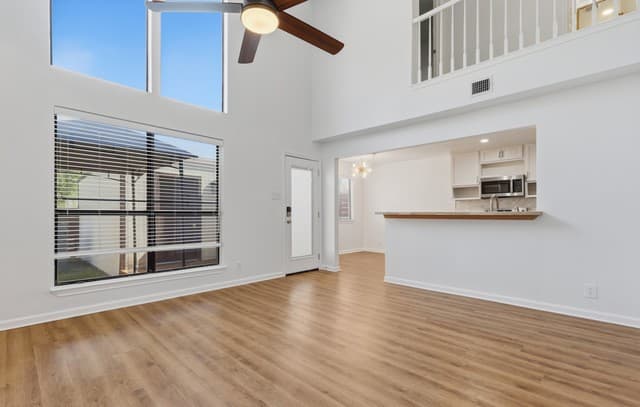 3-bedroom rental at 12008 Vista Nogal St in San Antonio, TX — photo 5