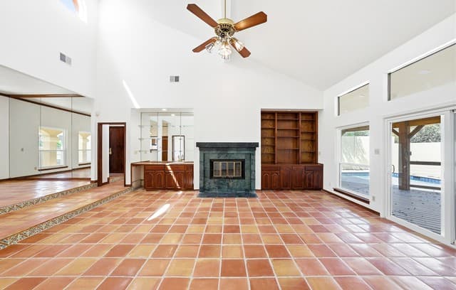 3-bedroom rental at 9114 Rustlers Creek Dr in San Antonio, TX — photo 4