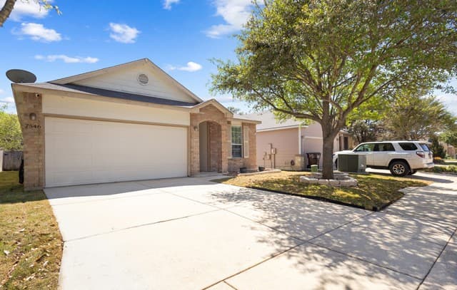 3-bedroom rental at 7546 Paraiso Point in Boerne, TX — photo 4