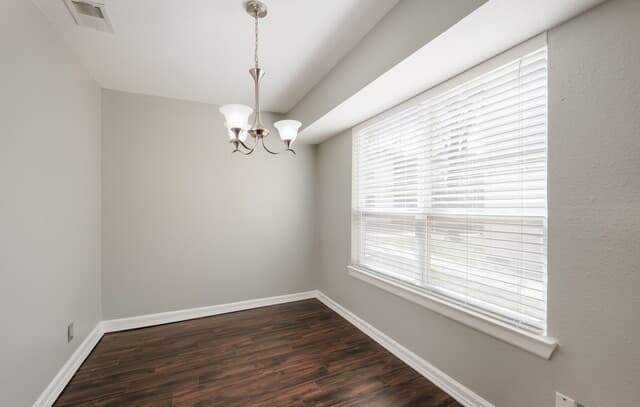 3-bedroom rental at 100 Lorenz Unit 804 in San Antonio, TX — photo 3