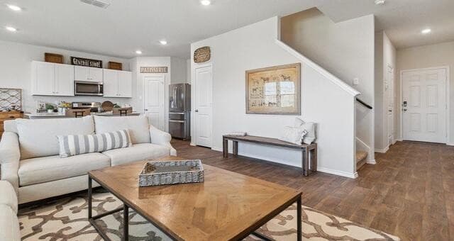 4-bedroom rental at 6031 Granite Quarry in San Antonio, TX — photo 5