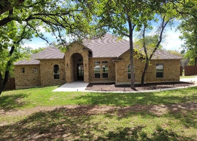 4-bedroom rental at 218 Champions Blvd in La Vernia, TX — photo 1