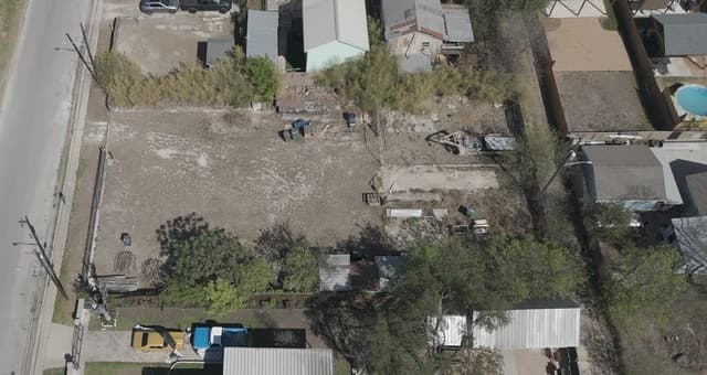 rental at 810 Sherman in San Antonio, TX — photo 4