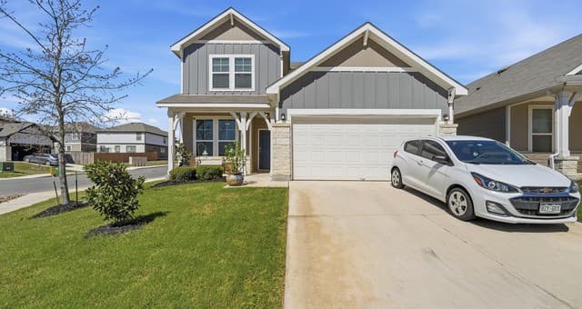 4-bedroom rental at 11967 Longfellow in San Antonio, TX — photo 2