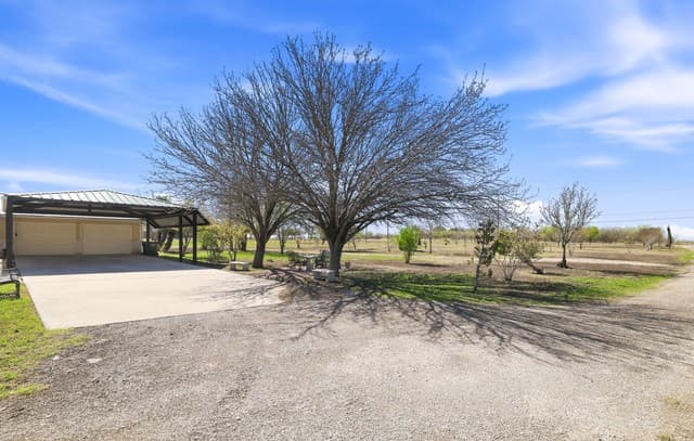 4-bedroom rental at 11421 Ware Seguin in Schertz, TX — photo 5