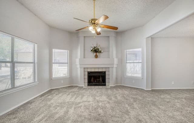 3-bedroom rental at 7118 Western Trail in San Antonio, TX — photo 4