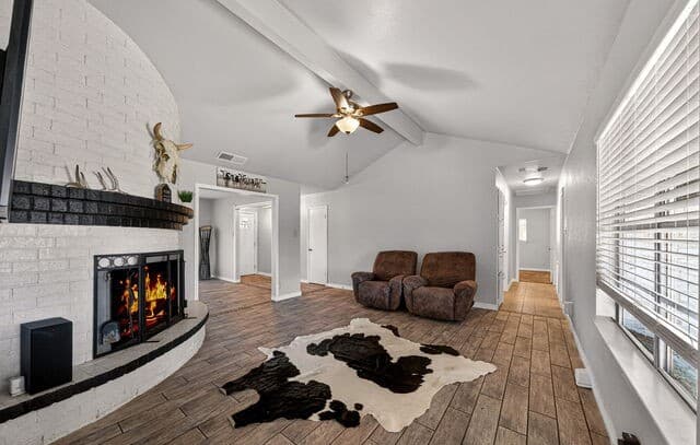 4-bedroom rental at 4914 Crestwood Dr in Schertz, TX — photo 5