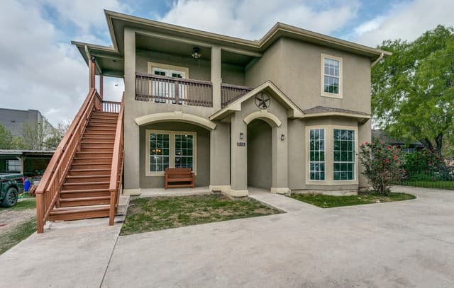 rental at 7723 Shetland in San Antonio, TX — photo 2