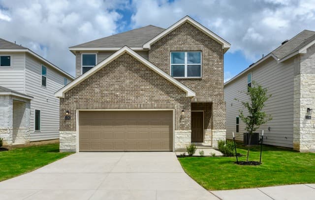 4-bedroom rental at 13747 Birch Crossing in San Antonio, TX — photo 1