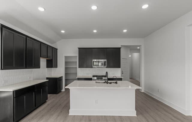 3-bedroom rental at 12418 Brynn Creek Pass in San Antonio, TX — photo 3