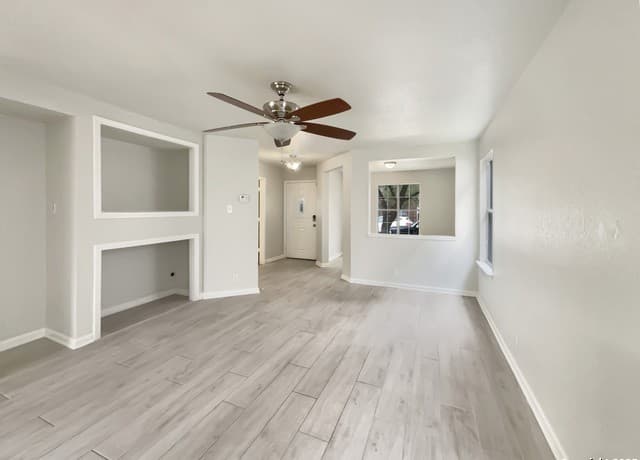 3-bedroom rental at 7815 Hedrick Farm in San Antonio, TX — photo 4