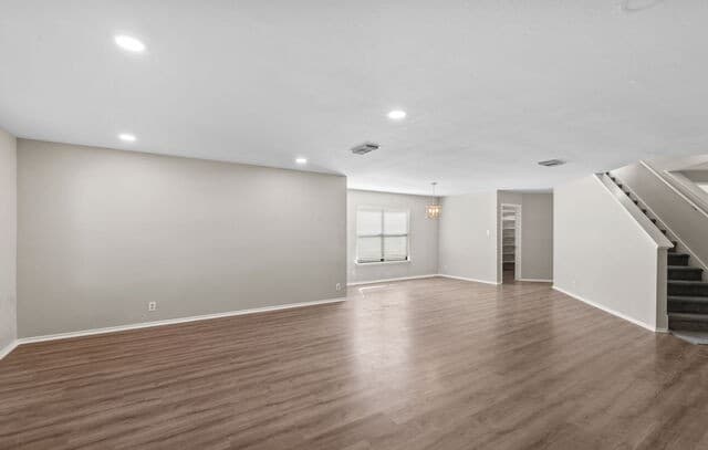4-bedroom rental at 7051 Shadow Run in San Antonio, TX — photo 4