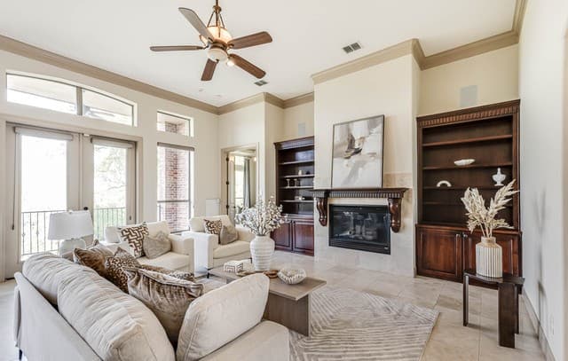 4-bedroom rental at 137 Westcourt Lane in San Antonio, TX — photo 4