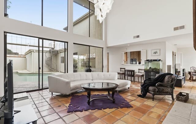 3-bedroom rental at 7609 N Songbird in San Antonio, TX — photo 1