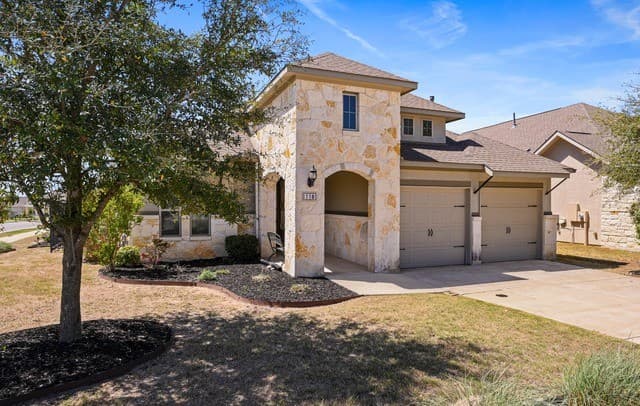 Home for sale at 118 Escondido in Boerne, TX — photo 3