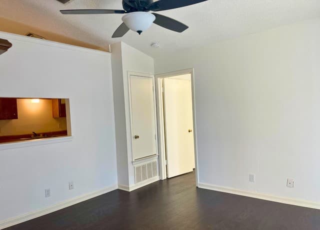 2-bedroom rental at 14506 Woods Hole Dr in San Antonio, TX — photo 3