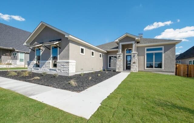 4-bedroom rental at 3355 Pintail Pond in Marion, TX — photo 2