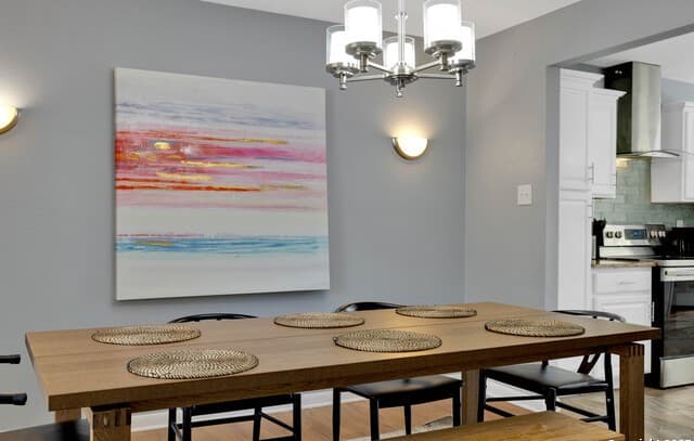 5-bedroom rental at 103 Shalimar in Castle Hills, TX — photo 5