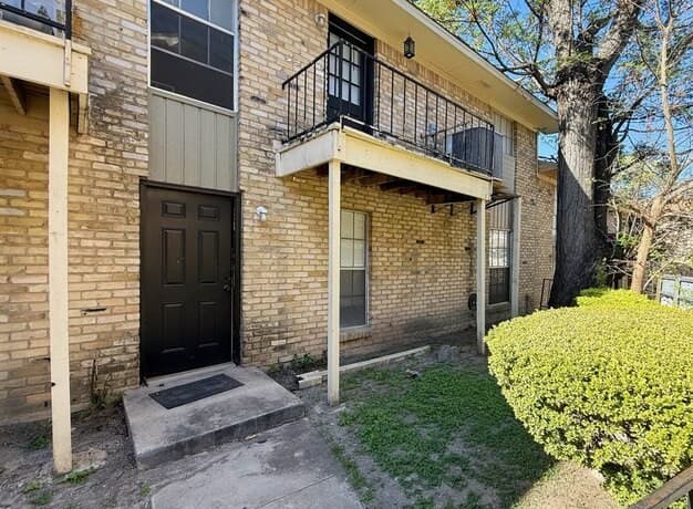 2-bedroom rental at 6611 Southpoint St Unit BLDG A UNIT 105 in San Antonio, TX — photo 1