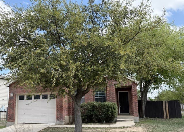 3-bedroom rental at 11102 Anarbor Field in San Antonio, TX — photo 1