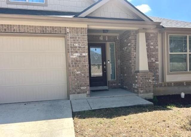 3-bedroom rental at 369 Prickly Pear in Cibolo, TX — photo 2