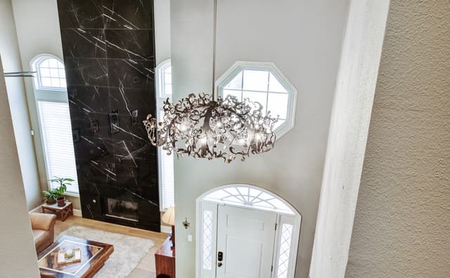 3-bedroom rental at 35 S Rue Charles in San Antonio, TX — photo 5