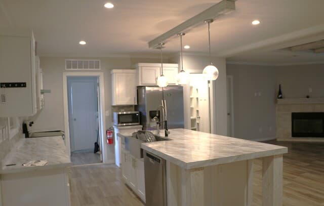 2-bedroom rental at 387 Private Road 1525 in Bandera, TX — photo 4