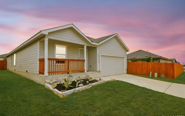 4-bedroom rental at 14113 Swine Place in San Antonio, TX — photo 1