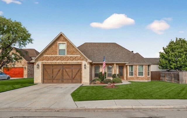 4-bedroom rental at 133 Mulhouse in Castroville, TX — photo 1